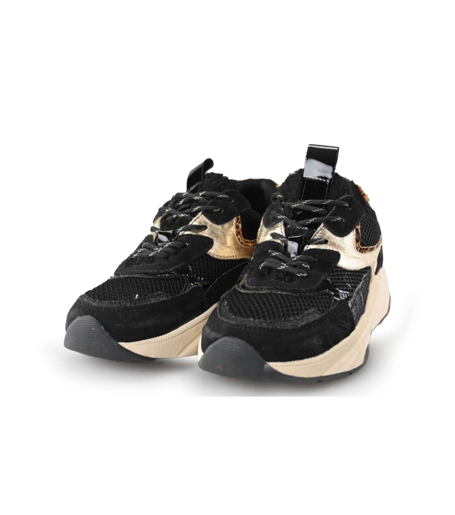 Lina Locchi Sneaker