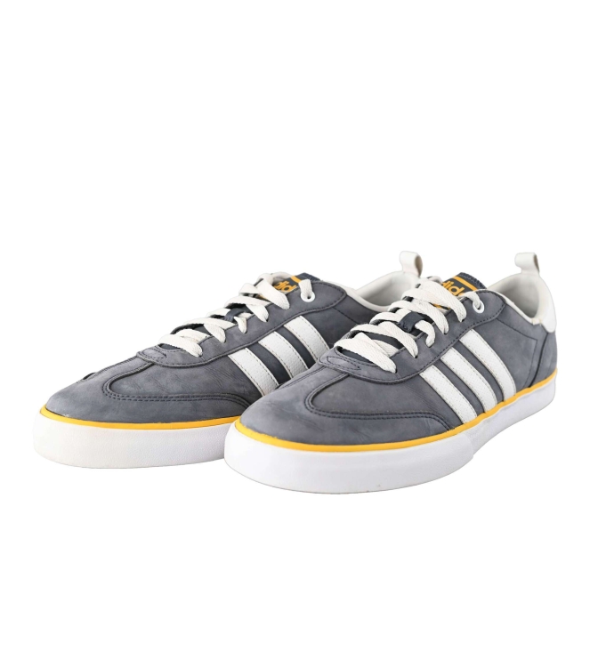 Adidas Sneaker