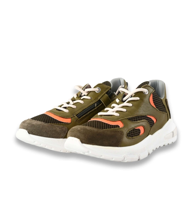 Red-Rag Sneaker