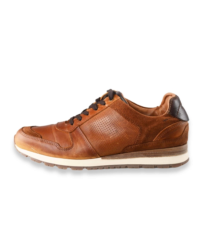 Travelin Sneaker
