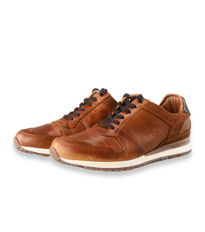 Travelin Sneaker