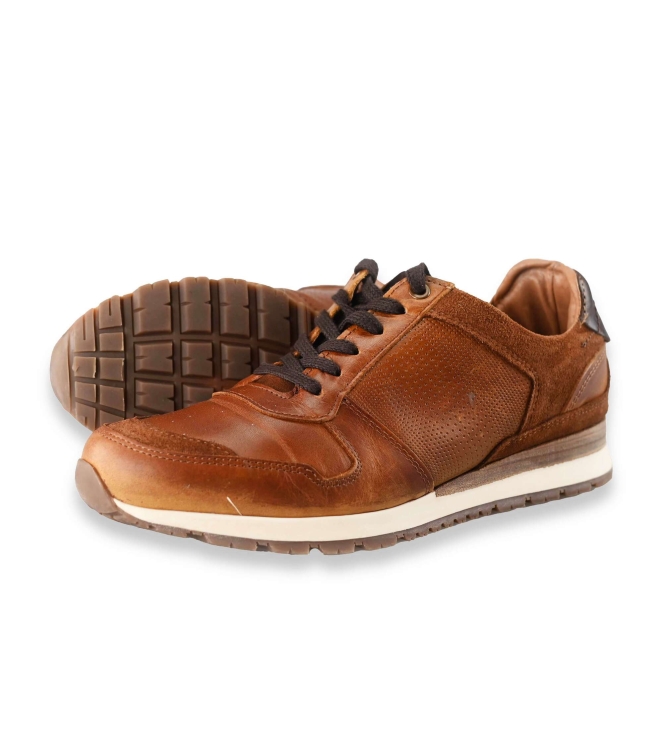 Travelin Sneaker