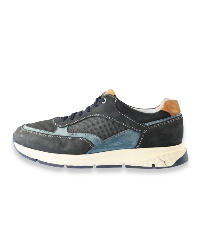 Outfielder Sneaker