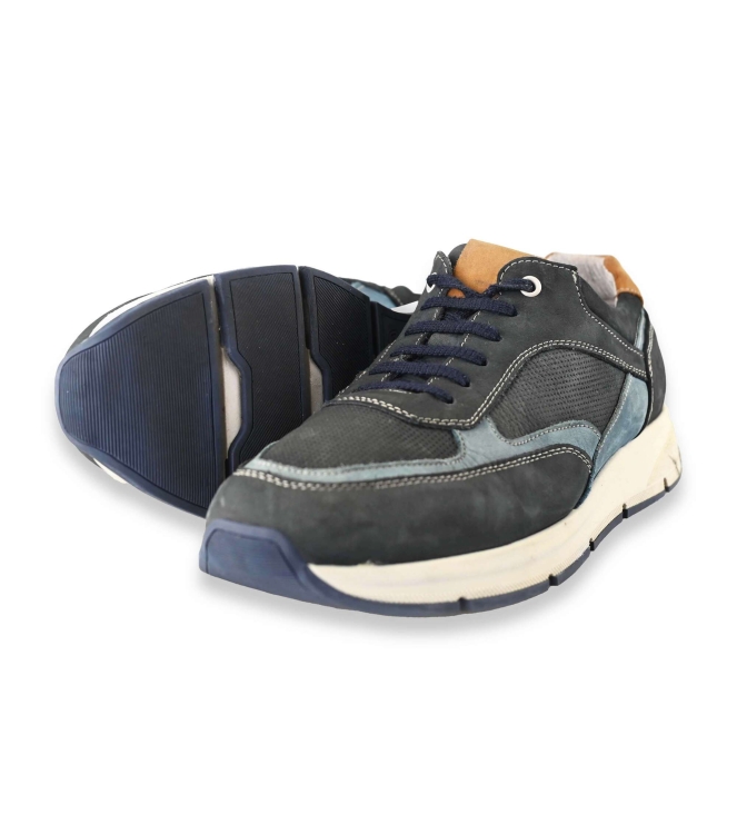 Outfielder Sneaker