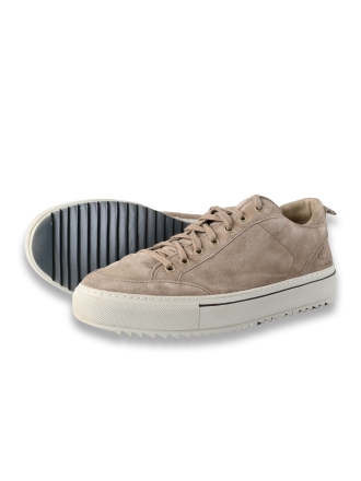 Rehab Sneaker