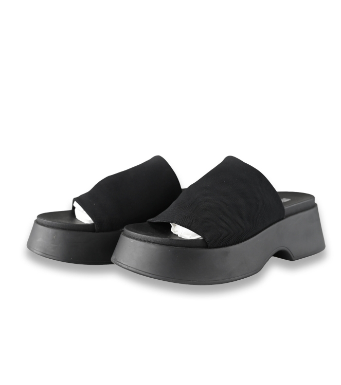 Steve Madden Flip-Flops
