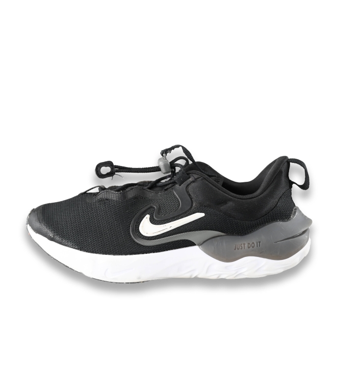 Nike Sneaker