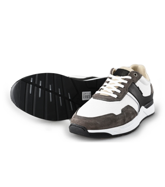 Bullboxer Sneaker