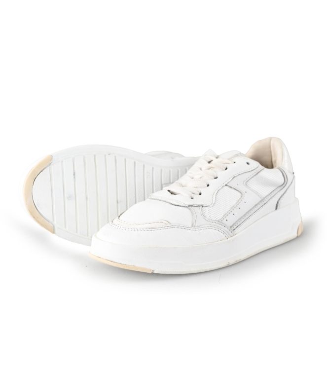 Omoda Sneaker