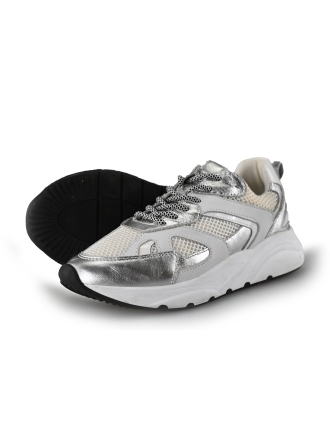 Lina Locchi Sneaker