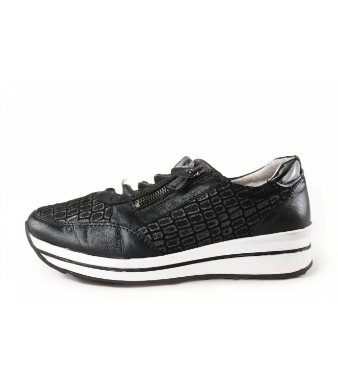 Sub55 Sneaker