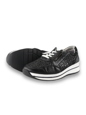 Sub55 Sneaker
