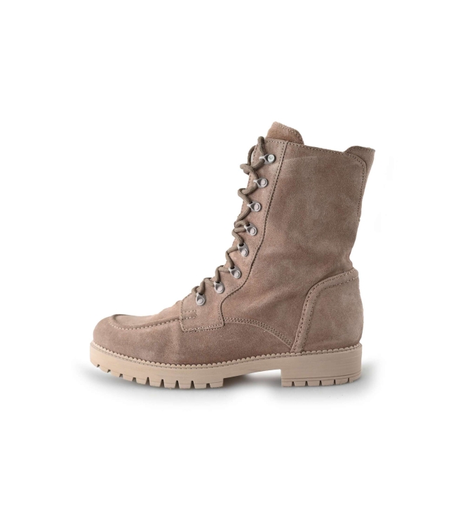 Schnürstiefel