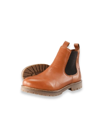 Travelin Chelsea boots