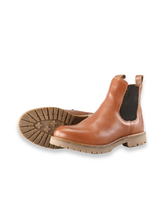Travelin Chelsea boots