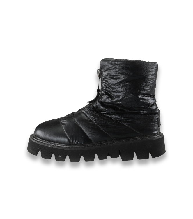 Nubikk Stiefel