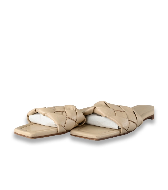 Notre-V Flip-Flops