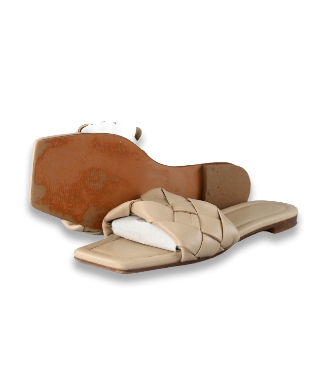 Notre-V Flip-Flops