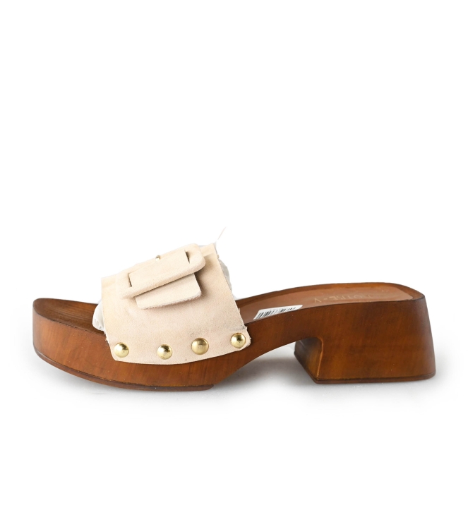 Notre-V Flip-Flops
