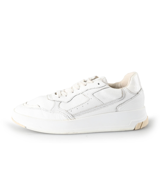Omoda Sneaker