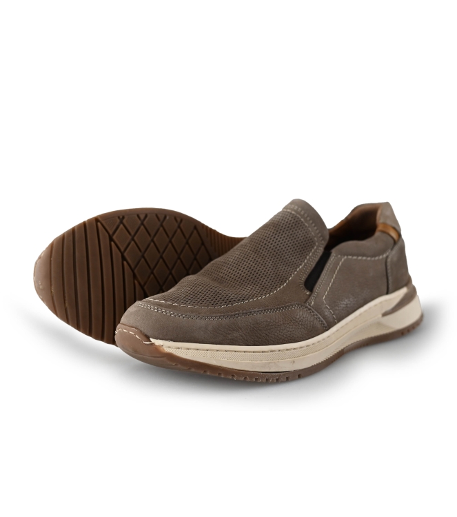 Outfielder Slip-ons