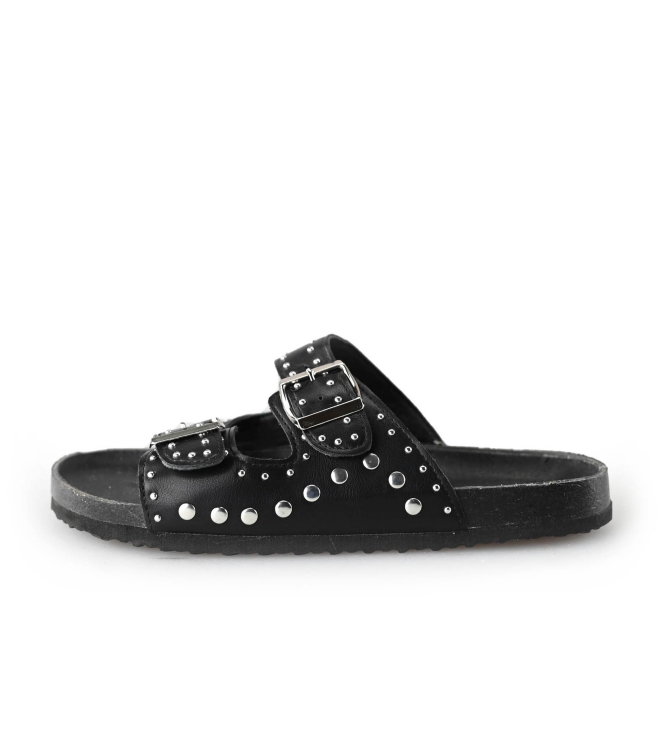 Ann Rocks Flip-Flops