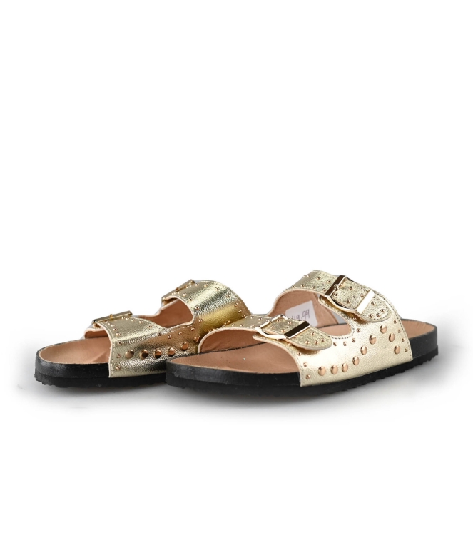 Ann Rocks Flip-Flops