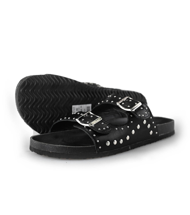 Ann Rocks Flip-Flops