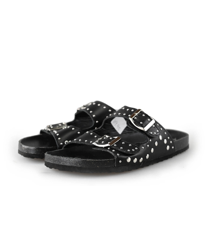 Ann Rocks Flip-Flops