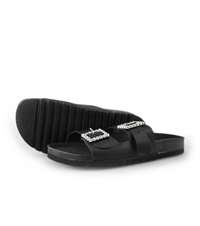 Ann Rocks Flip-Flops