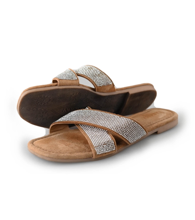 Lazamani Flip-Flops