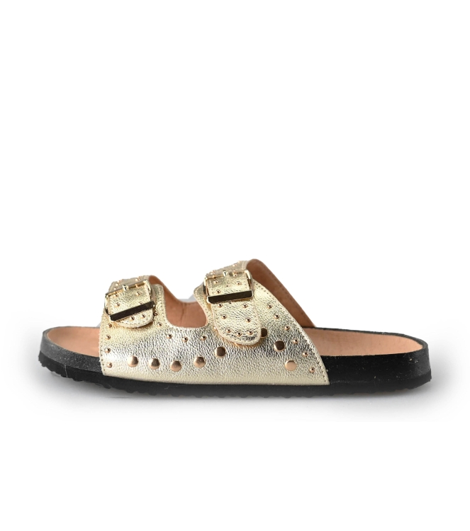 Ann Rocks Flip-Flops