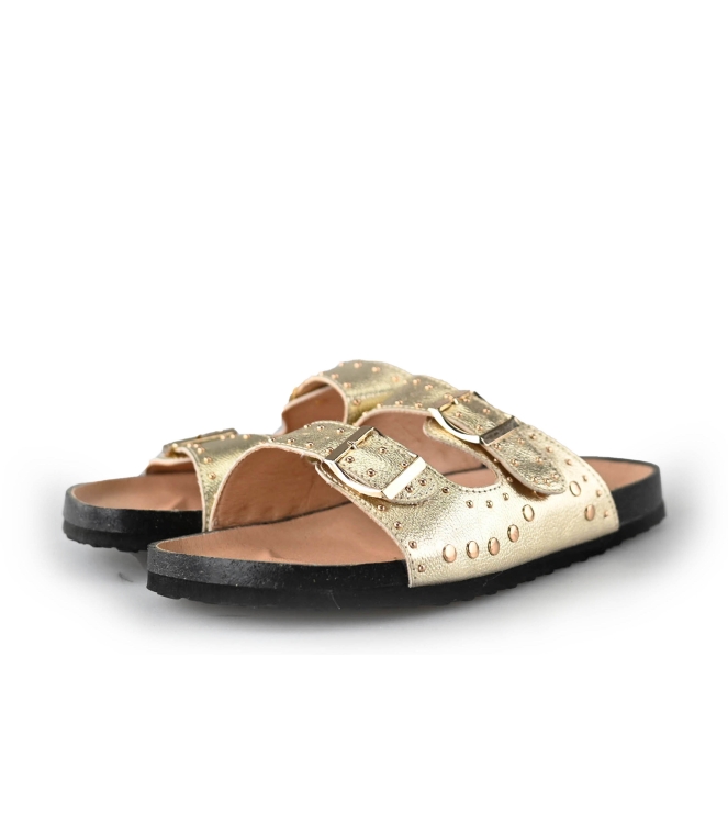 Ann Rocks Flip-Flops