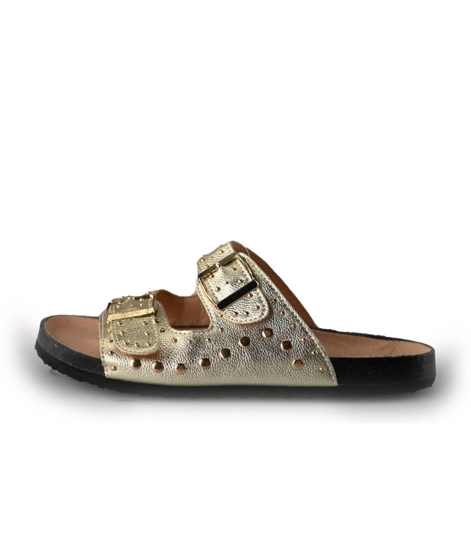Ann Rocks Flip-Flops