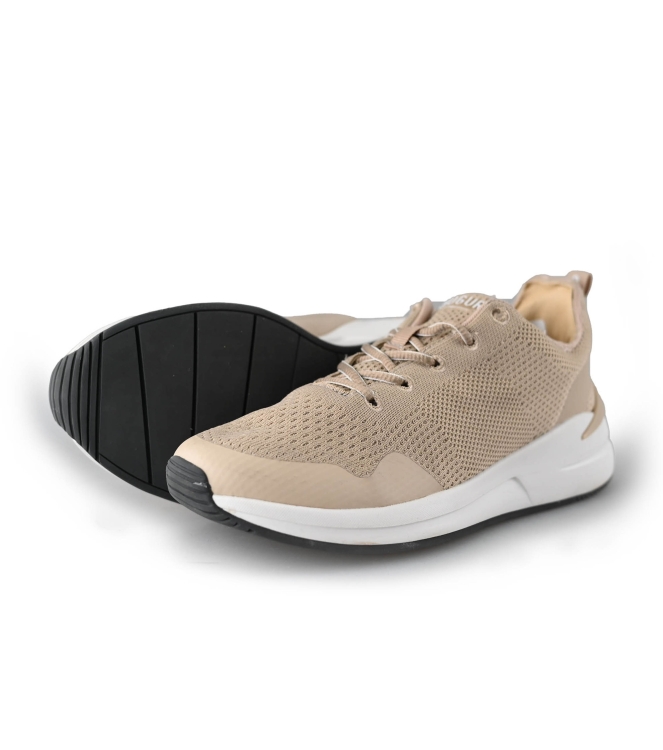 Shuguru Sneaker
