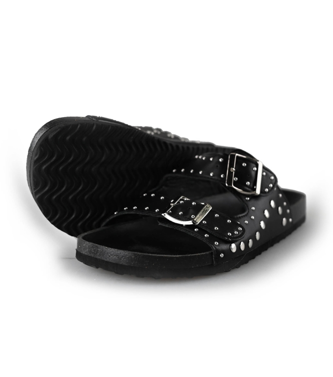 Ann Rocks Flip-Flops