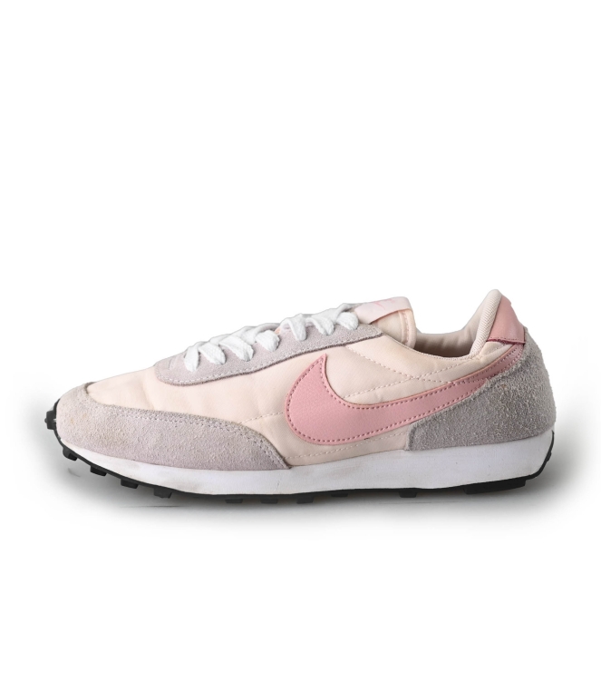 Nike Sneaker