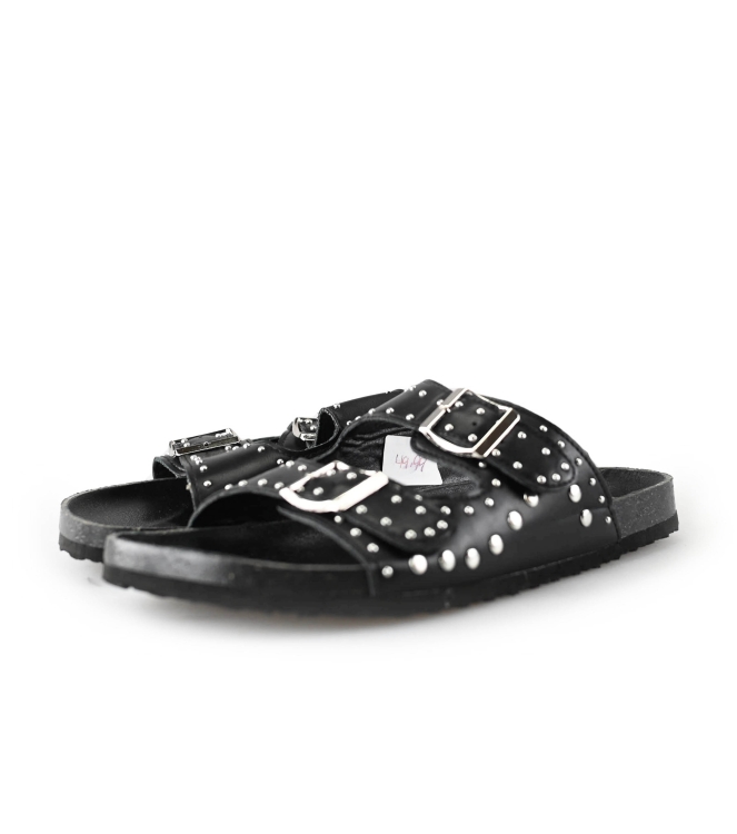 Ann Rocks Flip-Flops