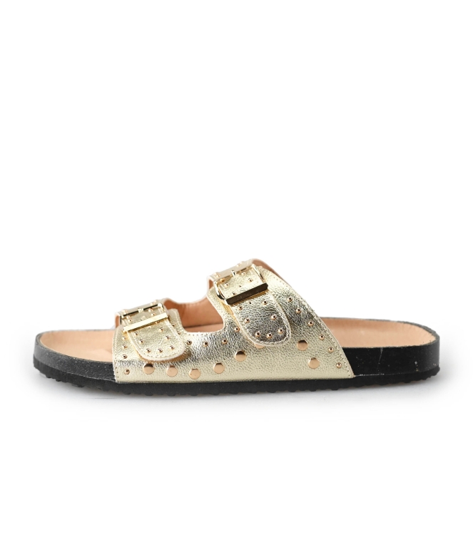 Ann Rocks Flip-Flops