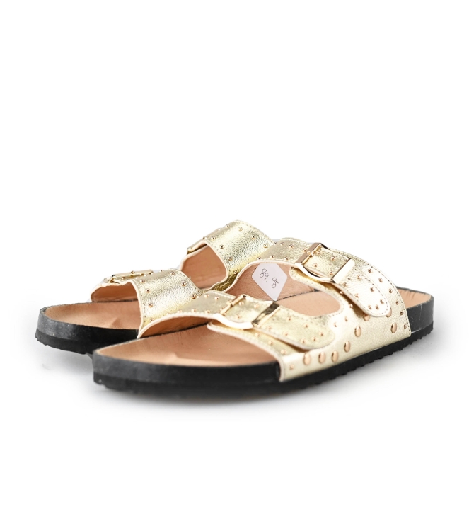 Ann Rocks Flip-Flops