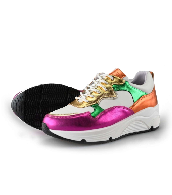 Bridge Sneaker