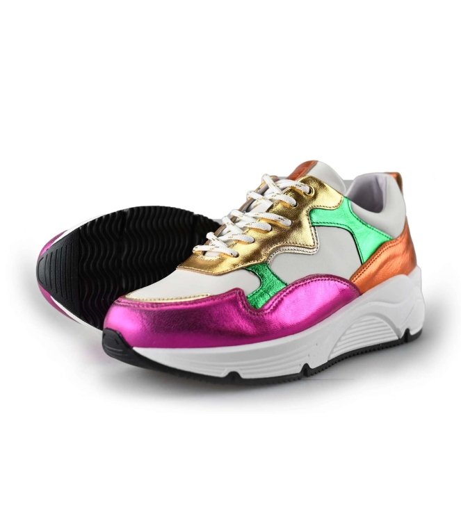 Bridge Sneaker