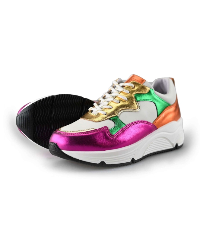 Bridge Sneaker