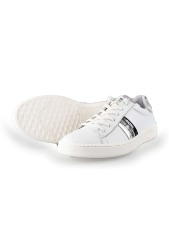 Giga Sneaker