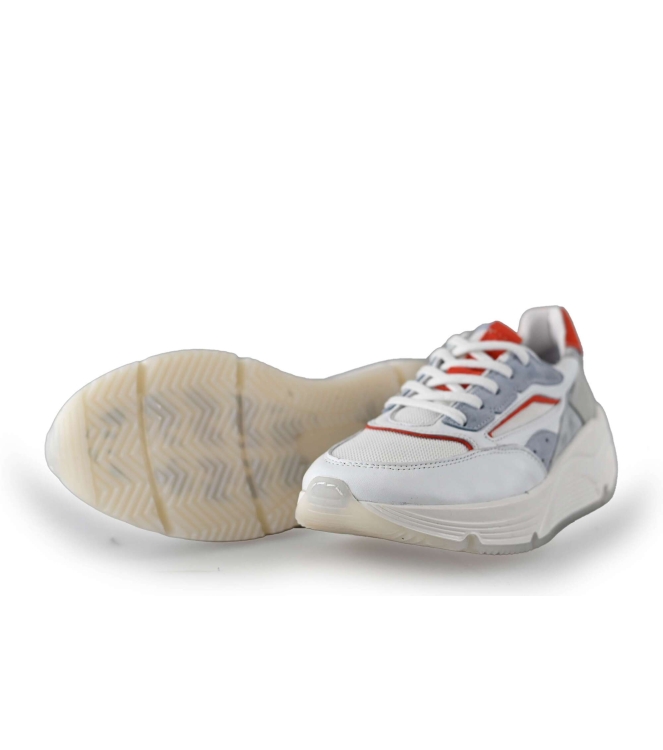 Giga Sneaker