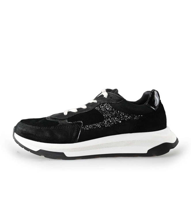 Giga Sneaker