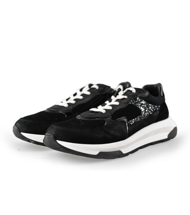 Giga Sneaker