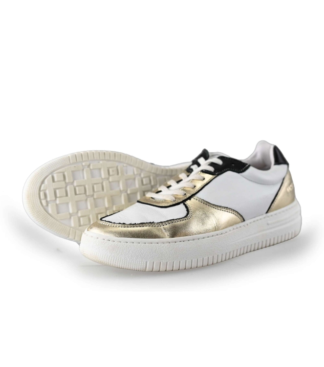 Giga Sneaker