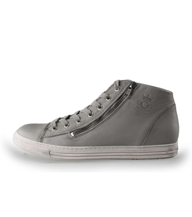 AQA Sneaker