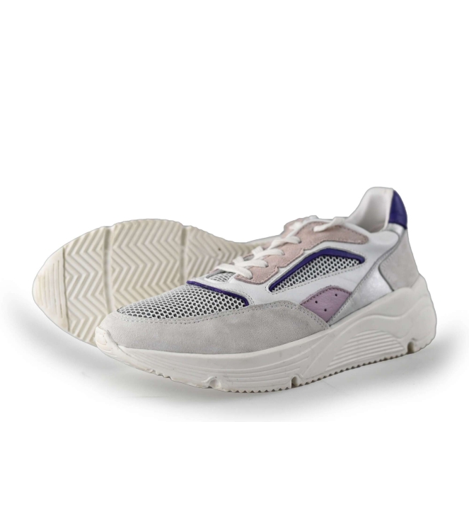Giga Sneaker